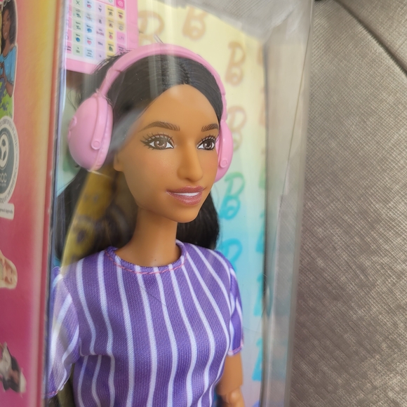 ✨️Autistic Barbie Fashionista Doll - Picture 4 of 4